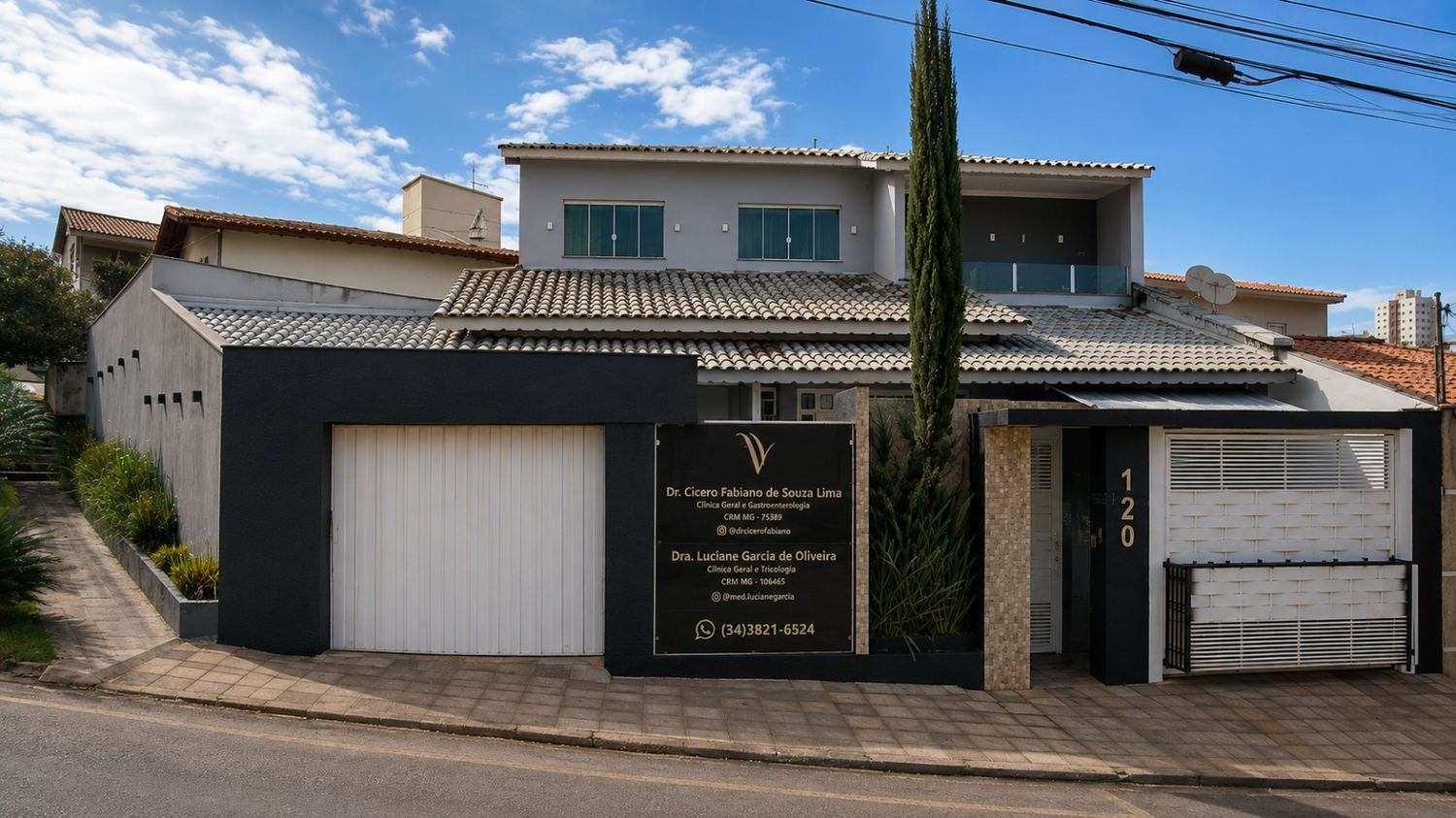 Fachada do consultório da Dra. Luciane Garcia na Av. Ivan Borges Porto, 120 - Jardim Centro, Patos de Minas - MG